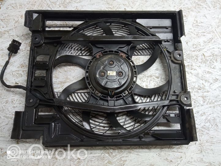 BMW 5 E39 Convogliatore ventilatore raffreddamento del radiatore 6921933