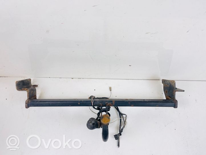 Nissan Qashqai Hak holowniczy / Komplet 10445686