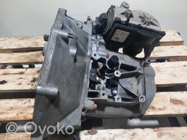 Peugeot 208 Automatic gearbox 9682563580