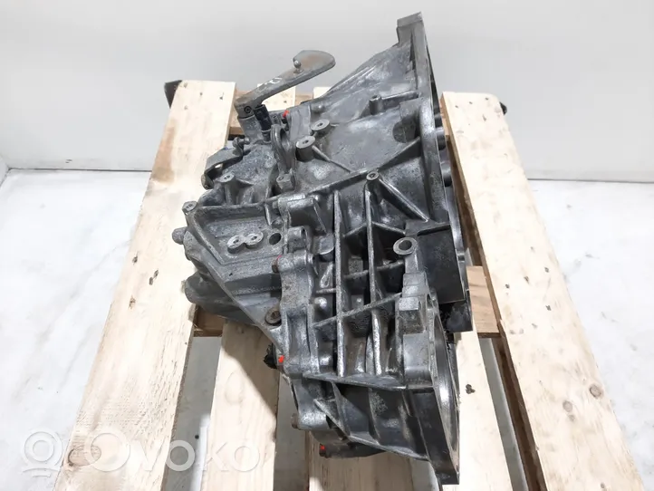 Nissan Qashqai Manual 6 speed gearbox 