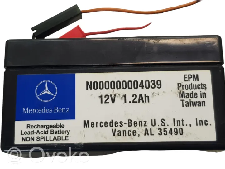 Mercedes-Benz R W251 Batterie 000000004039