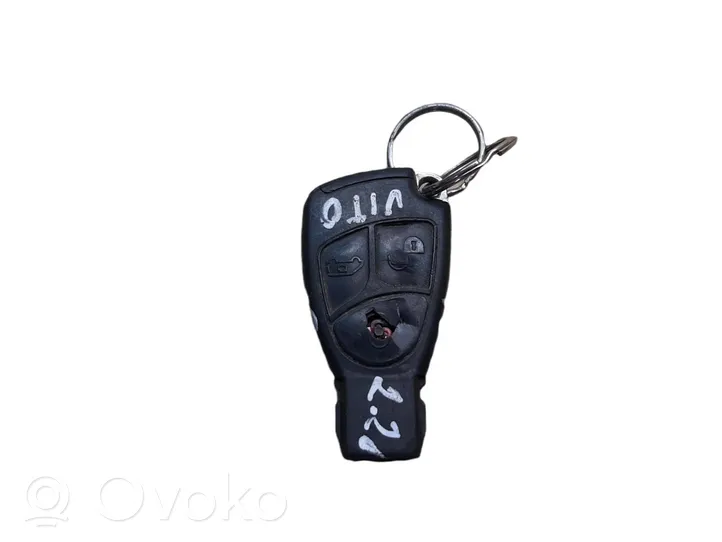 Mercedes-Benz Vito Viano W639 Zündschlüssel / Schlüsselkarte 
