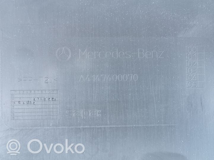 Mercedes-Benz Vaneo W414 Osłona tylnej klapy A4147400070