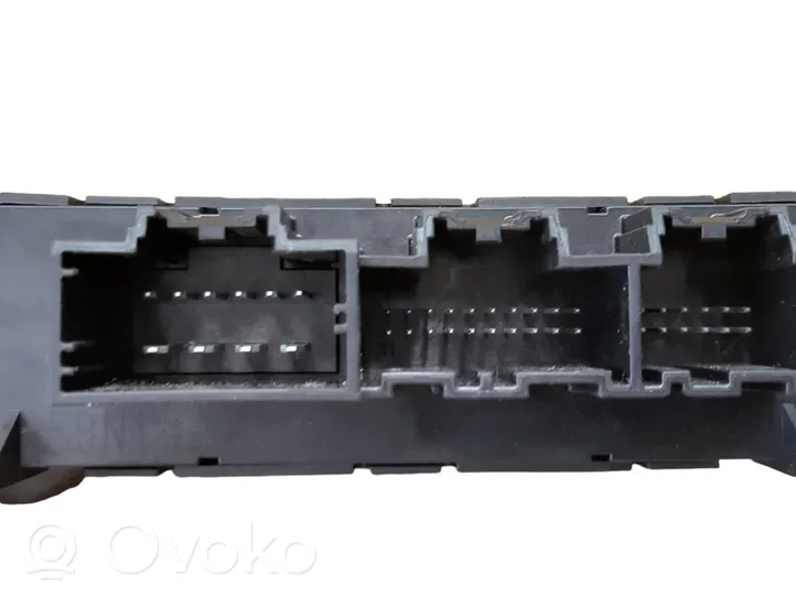 Jeep Grand Cherokee (WK) Centralina/modulo portiere 04602621AE