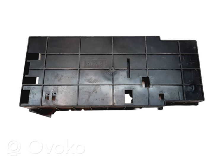 Iveco Daily 35 - 40.10 Boîte à outils 504092088