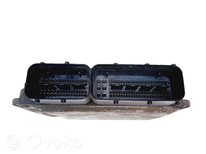 Iveco Daily 35 - 40.10 Calculateur moteur ECU 0281012193