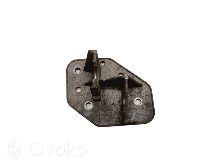 Iveco Daily 40.8 Support de câble levier de vitesse 8872393