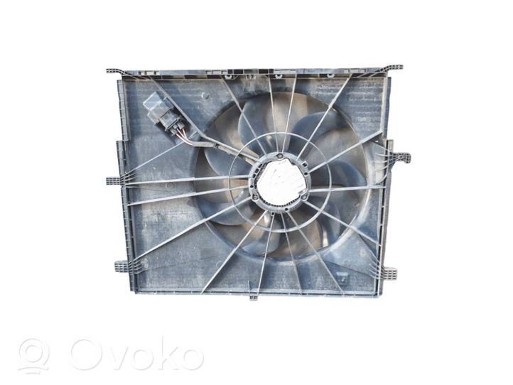 Mercedes-Benz Vito Viano W447 Ventilatore di raffreddamento elettrico del radiatore A4479060012