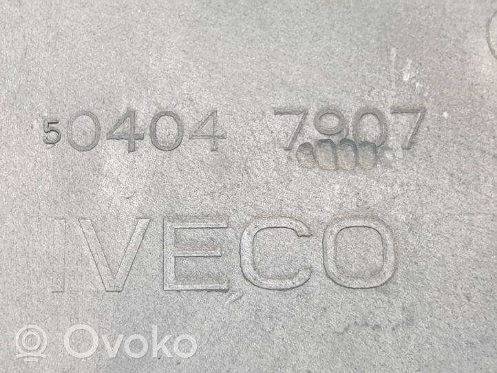 Iveco Daily 40.8 Moottorin koppa 504047907