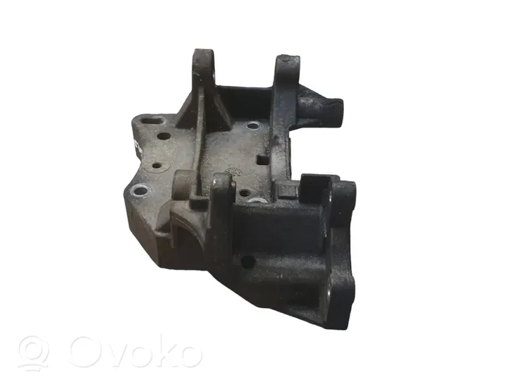 Citroen Berlingo Support de générateur / alternateur 9683446480