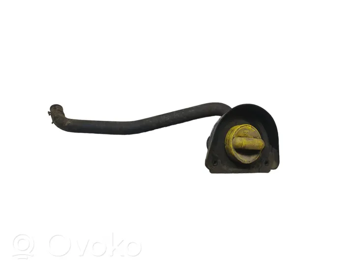 Renault Master III Oil fill pipe 8200795333