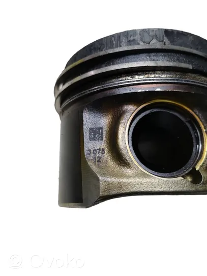 BMW 5 F10 F11 Piston 307512