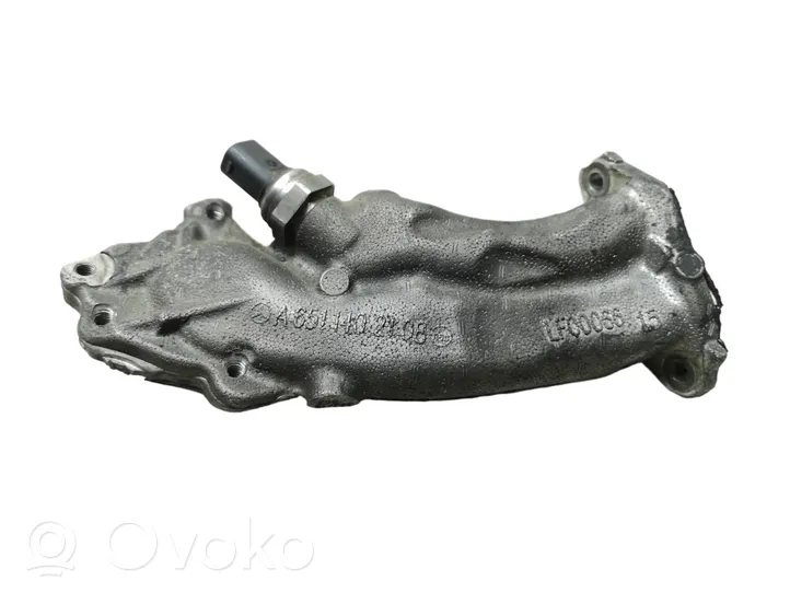 Mercedes-Benz Sprinter W906 Supporto della valvola di raffreddamento EGR A6511402108