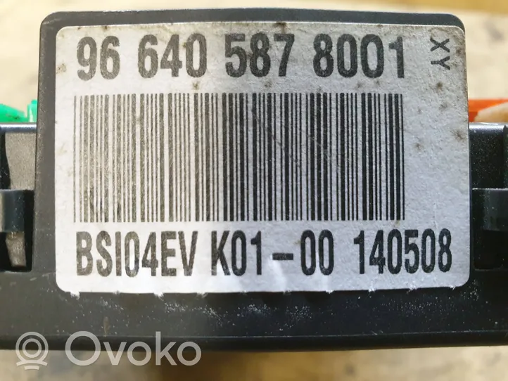 Citroen Berlingo Moduł / Sterownik komfortu 966405878001