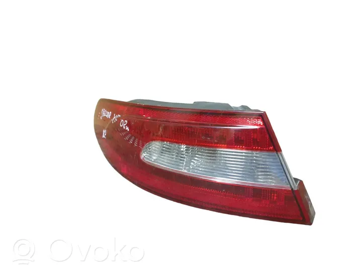 Jaguar XF Lampa tylna 8X2313405BD