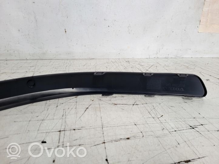 Volvo S70  V70  V70 XC Modanatura separatore del paraurti anteriore 9190298