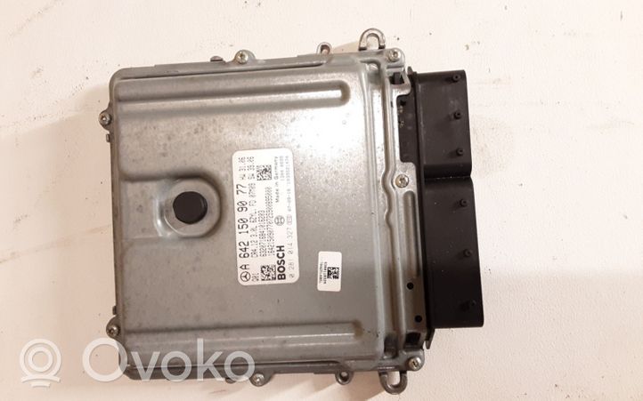 Mercedes-Benz E W211 Блок управления двигателем ECU A6421509077