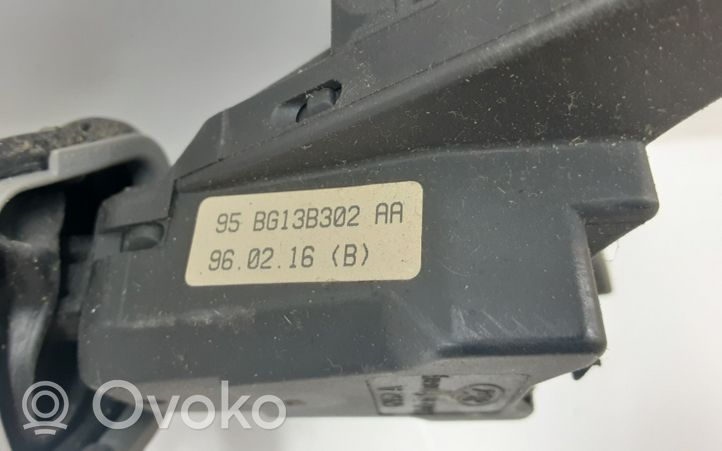 Ford Mondeo Mk III Leva indicatori 95BG13B302AA
