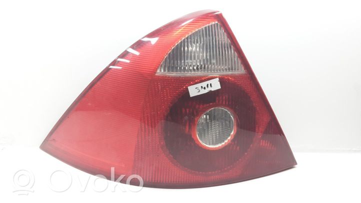 Ford Mondeo Mk III Set di luci posteriori 6S7113405A