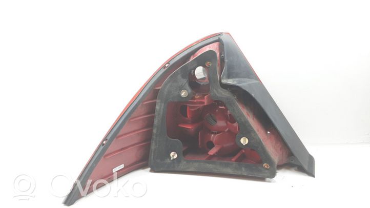 Ford Mondeo Mk III Luci posteriori 1S7113404A