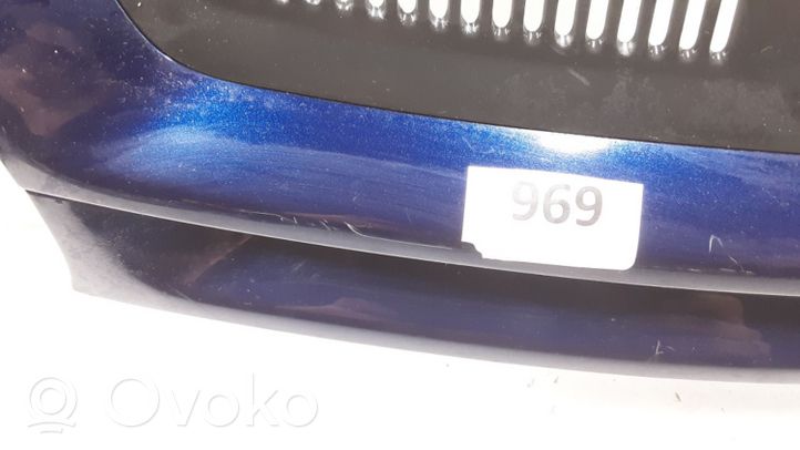 Volkswagen Golf V Maskownica / Grill / Atrapa górna chłodnicy IKO853655
