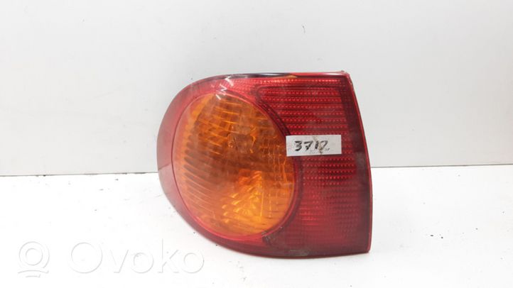 Toyota Corolla E110 Lampa tylna 22076593