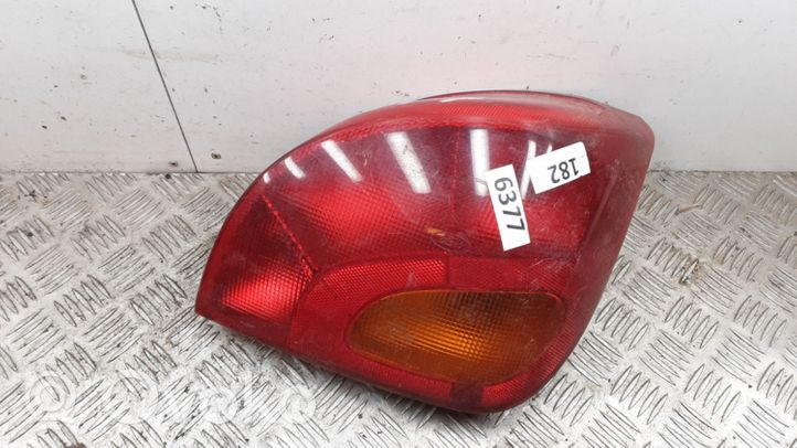 Ford Fiesta Lampa tylna 96F613N004AB