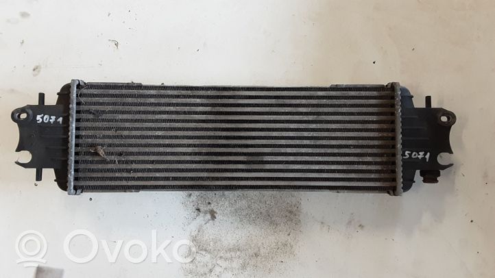 Nissan Primastar Prowadnica powietrza intercoolera 9116635