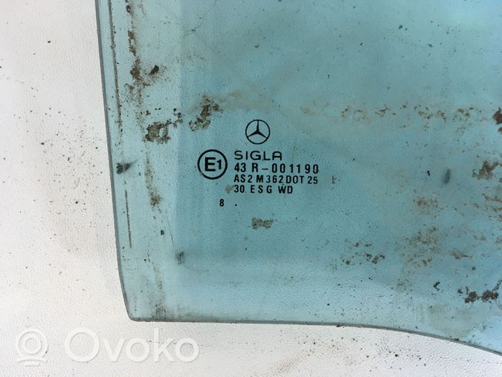 Mercedes-Benz E W210 Szyba drzwi tylnych E143R001190