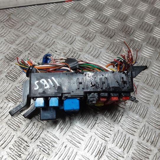 Hyundai i10 Fuse module 80303C