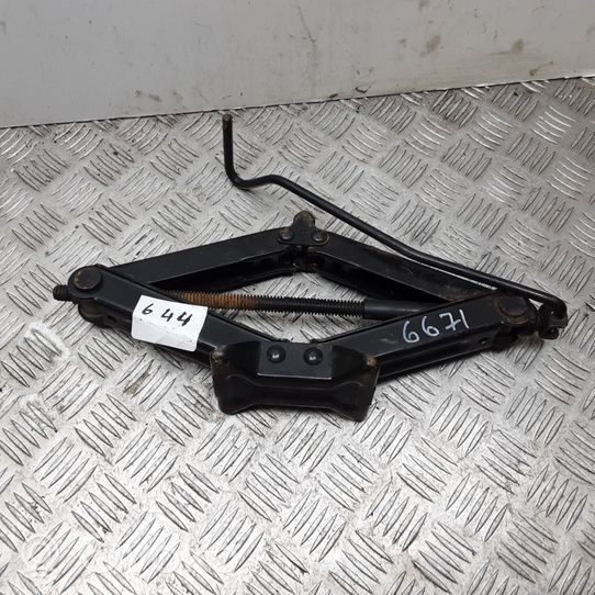 Renault Megane II Lift Jack 