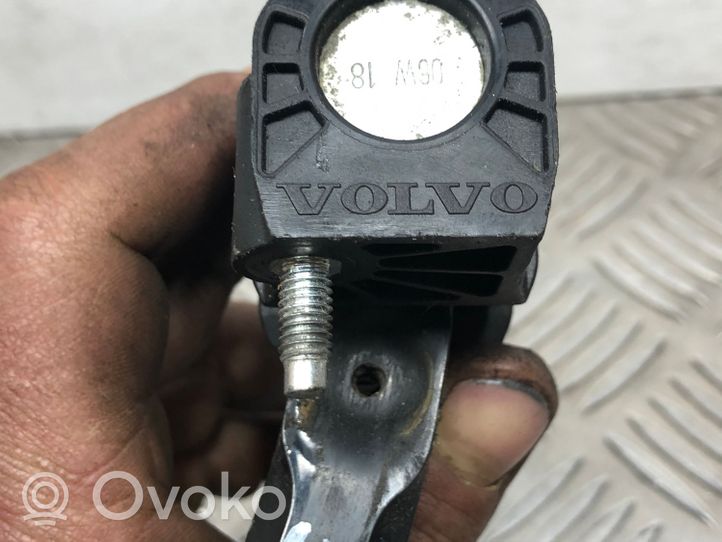 Volvo S60 Rear door check strap stopper 06W18