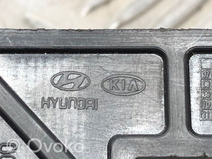 Hyundai i10 Klamka wewnętrzna drzwi tylnych 826130X000