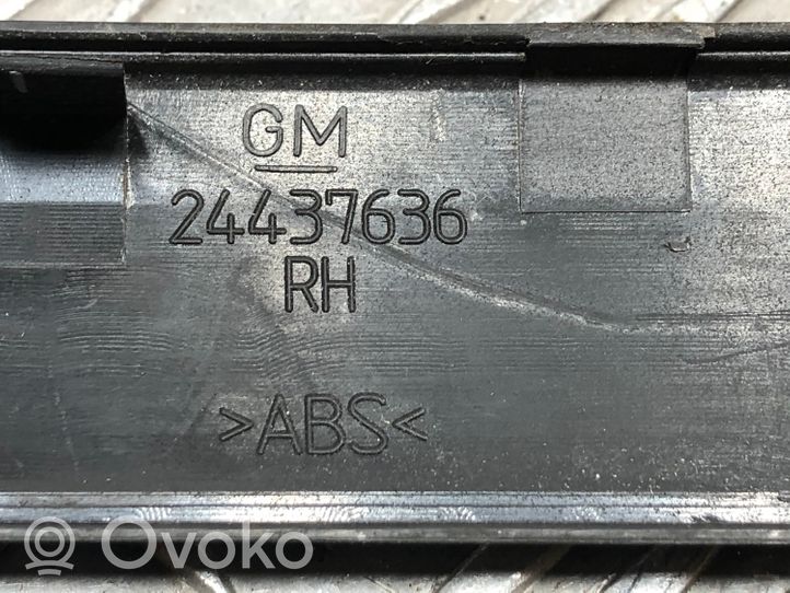 Opel Vectra C Muu takaoven verhoiluelementti 24437636