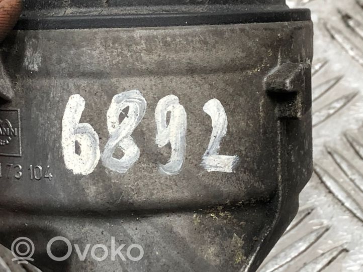 Volkswagen Polo Öljynsuodattimen kansi 03D115403D