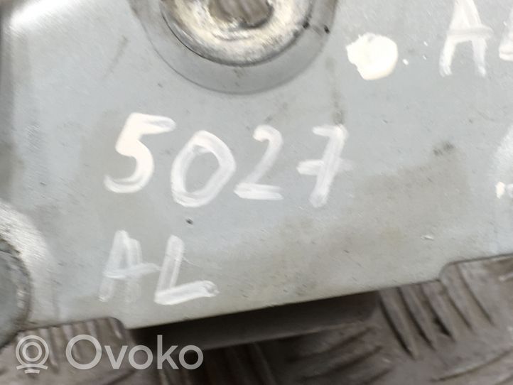 Nissan Primastar Zawias klapy tylnej bagażnika 312304K