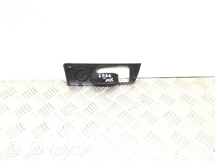 Mercedes-Benz E W211 Rivestimento della maniglia interna per portiera anteriore 6761705030