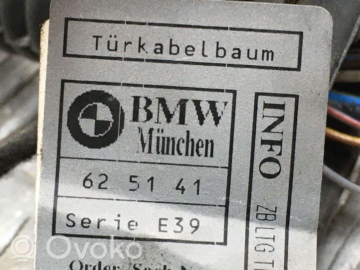 BMW 5 E39 Takajohtosarjan suojakumi 025416125
