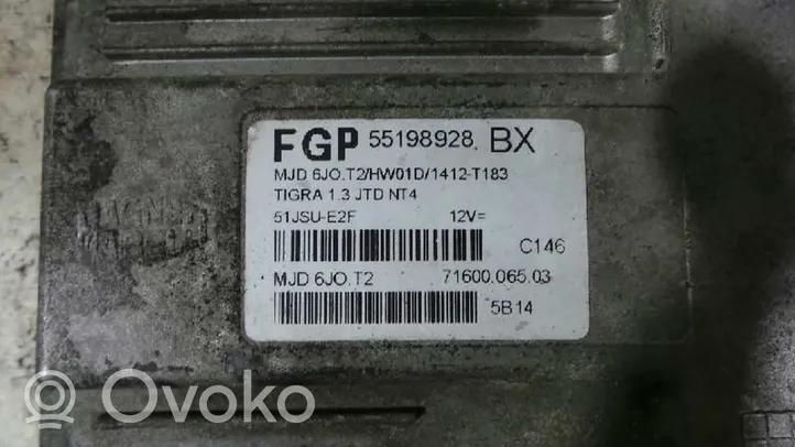 Opel Tigra B Sterownik / Moduł ECU 55198928