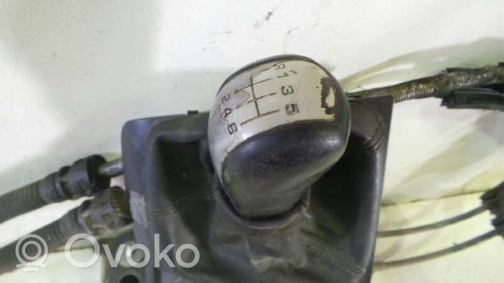 Skoda Octavia Mk2 (1Z) Gear shift cable linkage 1K0711049AT