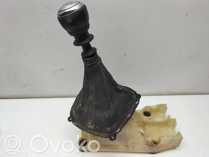 Hyundai Santa Fe Gear selector/shifter (interior), 33.57 € RRR