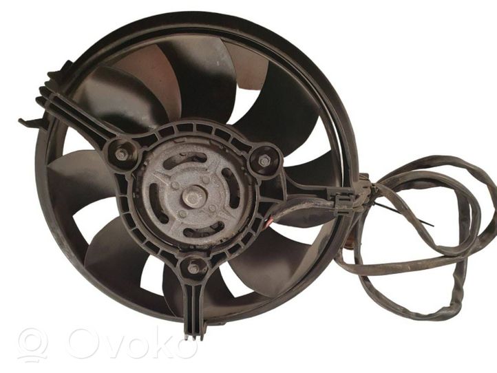 Audi A4 S4 B5 8D Ventilatore di raffreddamento elettrico del radiatore 8D0959455L