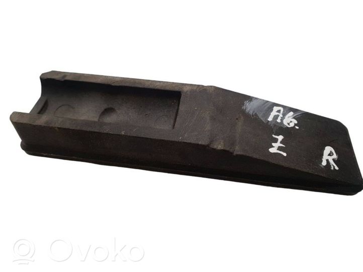 Audi A6 S6 C6 4F Base della presa Jacking 4F0802847