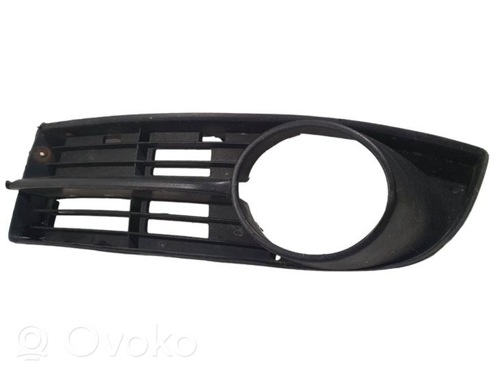 Volkswagen Touran I Grille inférieure de pare-chocs avant 1T0853665A