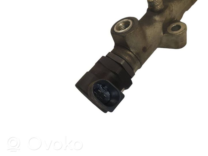 Audi A6 S6 C6 4F Fuel distributor 059130090J