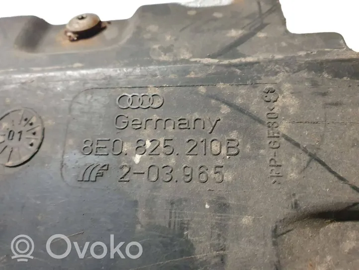 Audi A4 S4 B6 8E 8H Sivupohjapanssari 8E0825210B