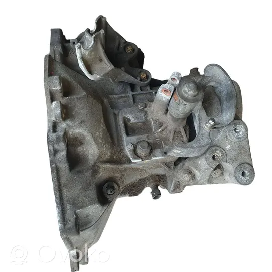 Opel Zafira B Mechaninė 5 pavarų dėžė 55355489