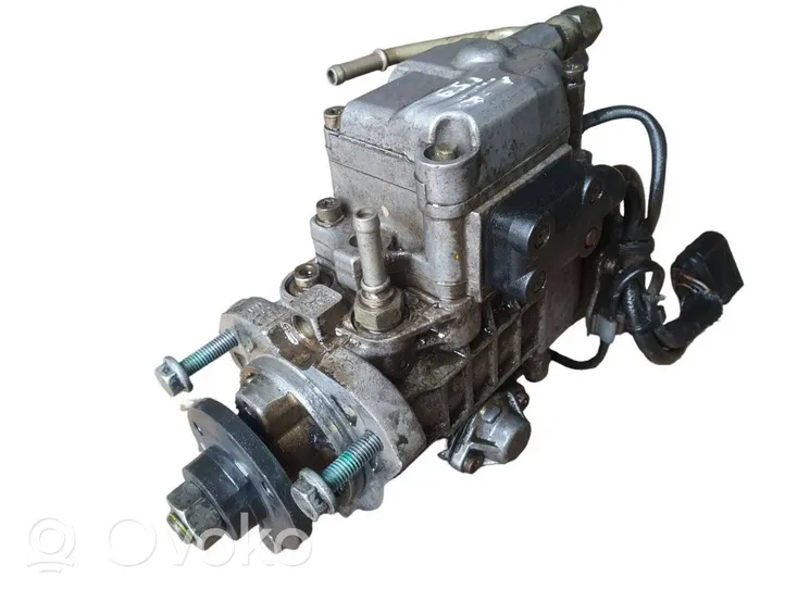 Skoda Octavia Mk1 (1U) Pompe d'injection de carburant à haute pression 03B130107D