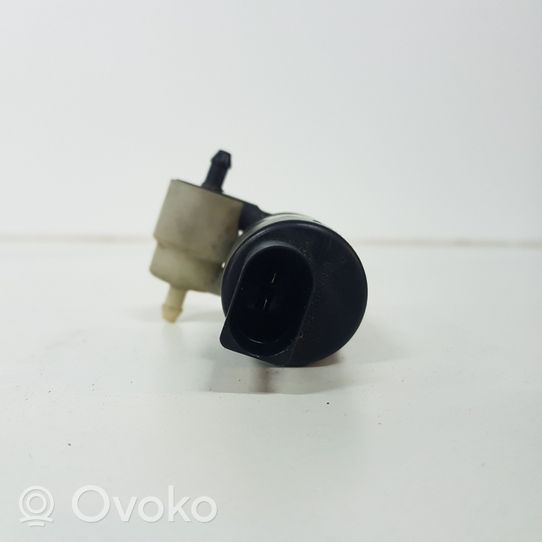 Mercedes-Benz C W204 Pumpe Scheibenwaschanlage 2048660221