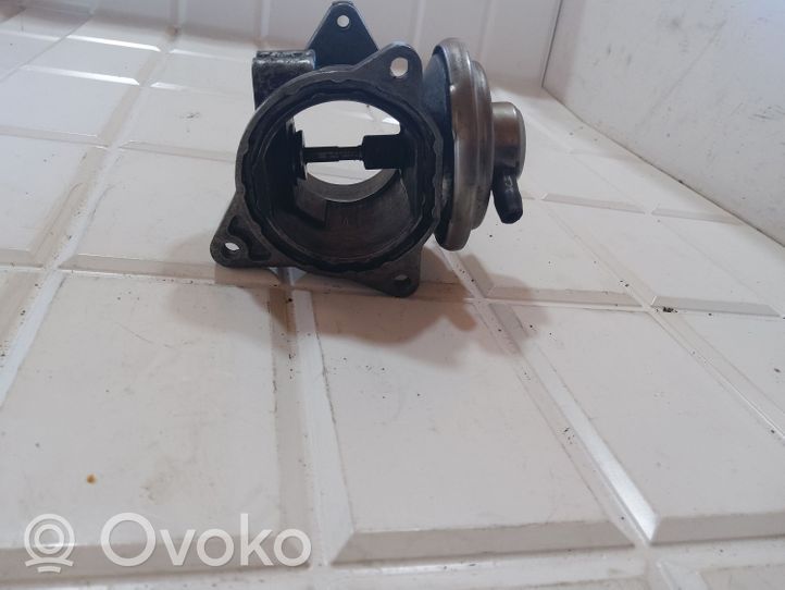 Volkswagen Golf V Valvola EGR 038131501AF